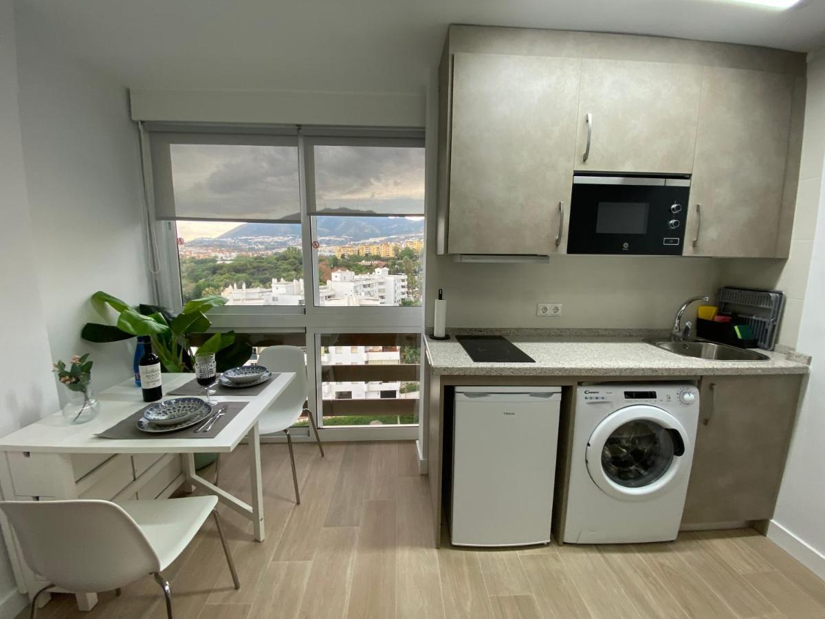Apartamentos Naciones Playa, Los Molinillos Беналмадена Екстериор снимка